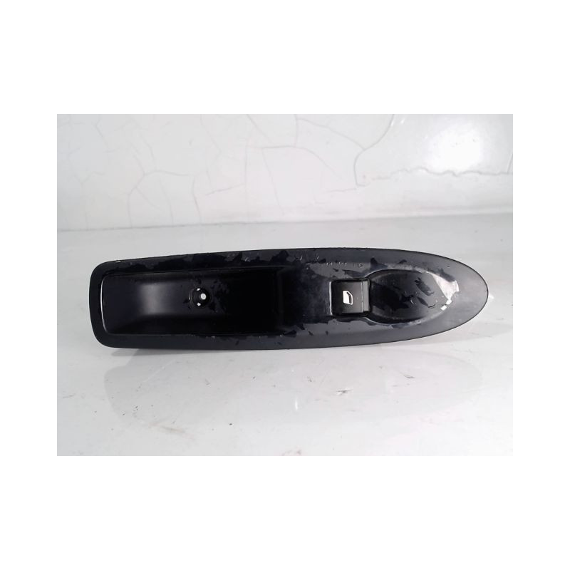 COMMANDE LEVE-GLACE PORTE ARD CITROEN C4 2010-