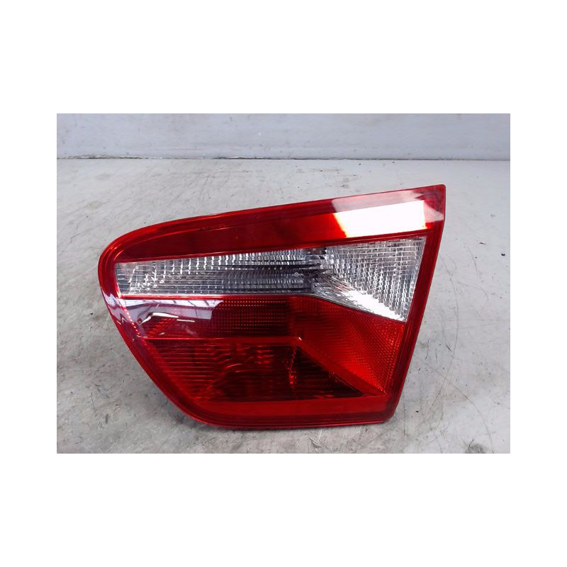 FEU ARRIERE INTERIEUR DROIT SEAT IBIZA 2008-