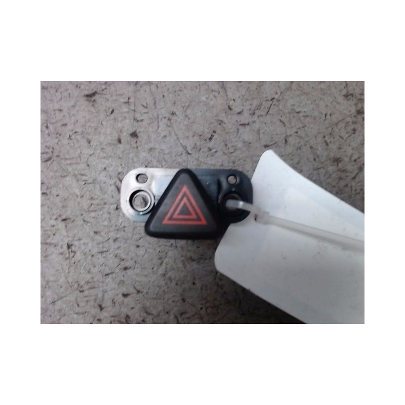 BOUTON DE WARNING CHEVROLET AVEO