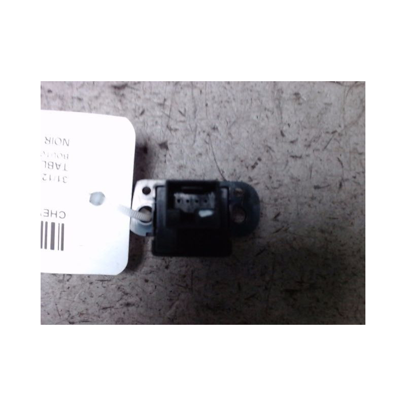 BOUTON DE WARNING CHEVROLET AVEO