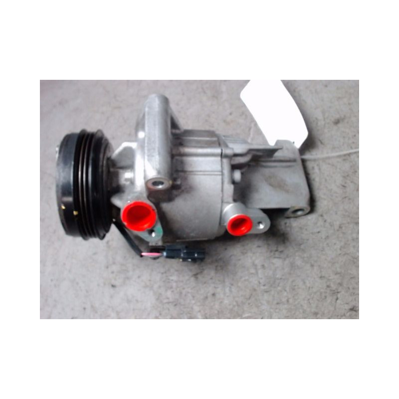 COMPRESSEUR AIR CONDITIONNE DACIA SANDERO