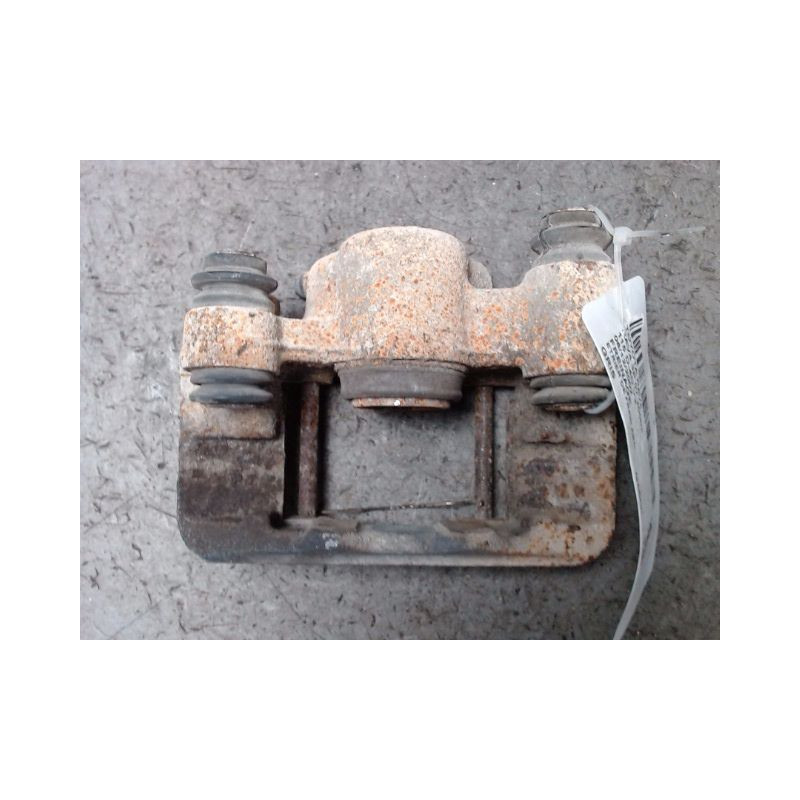 ETRIER DE FREIN ARRIERE DROIT TOYOTA RAV4 2000-