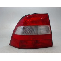 FEU ARRIERE GAUCHE  OPEL VECTRA 95-99