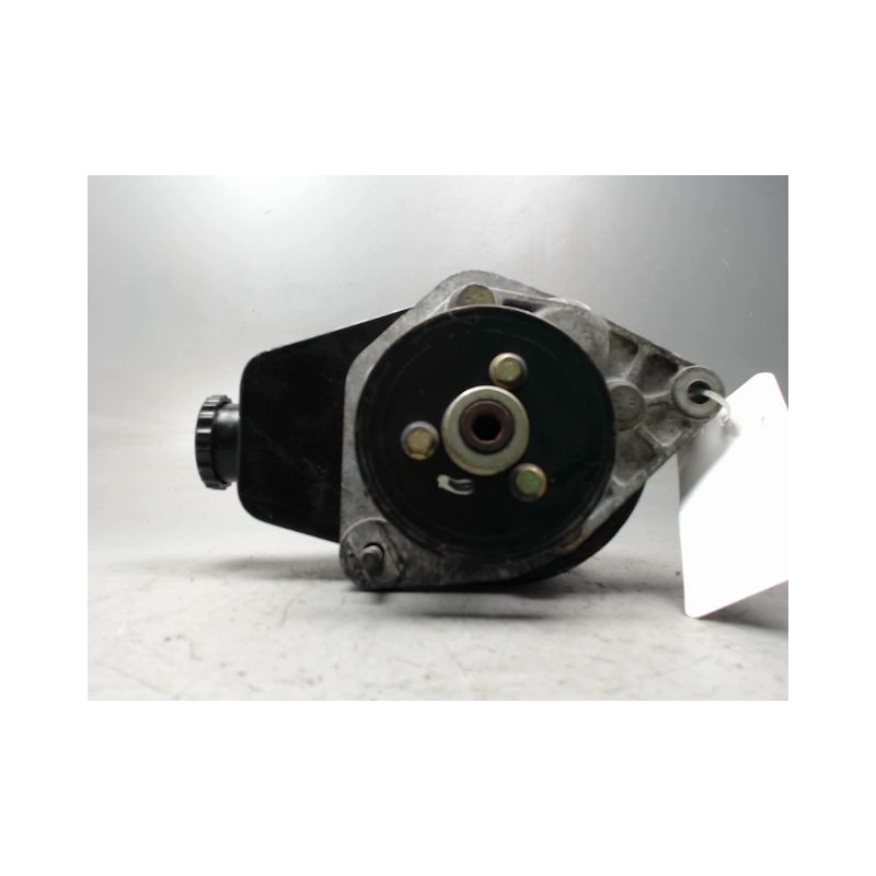 POMPE DIRECTION ASSISTEE RENAULT CLIO