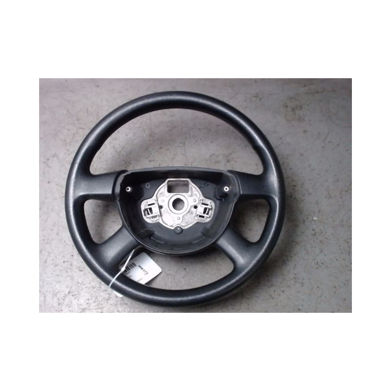 VOLANT DE DIRECTION VOLKSWAGEN PASSAT 2005-