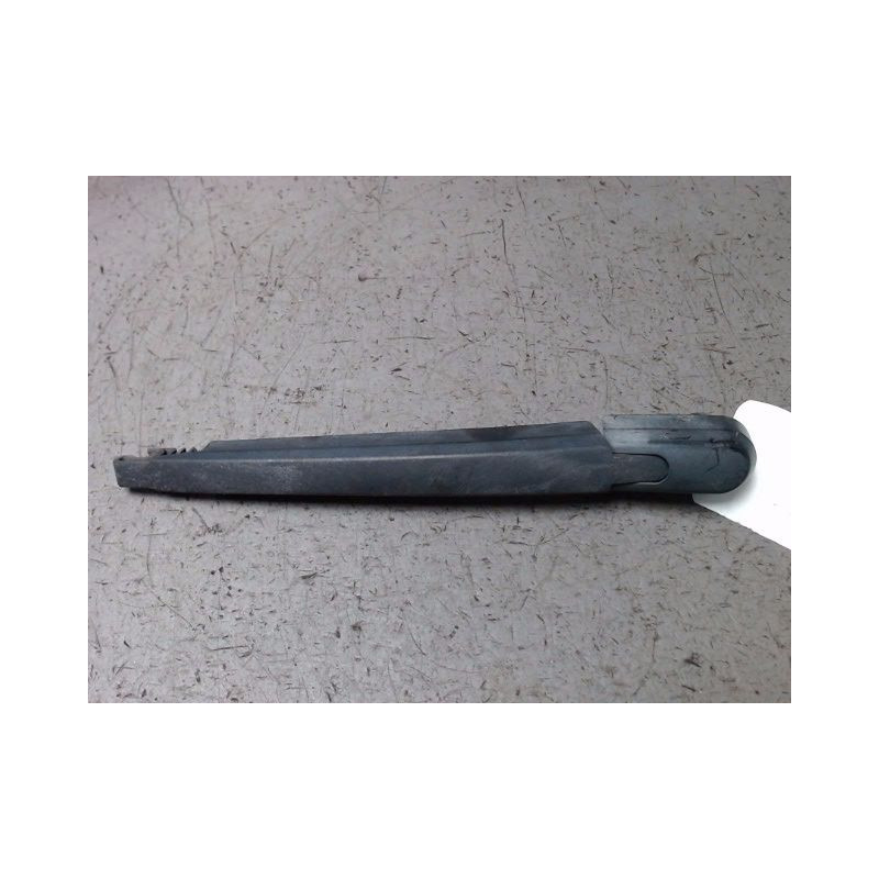 BRAS ESSUIE-GLACE ARRIERE TOYOTA COROLLA VERSO 2004-2007
