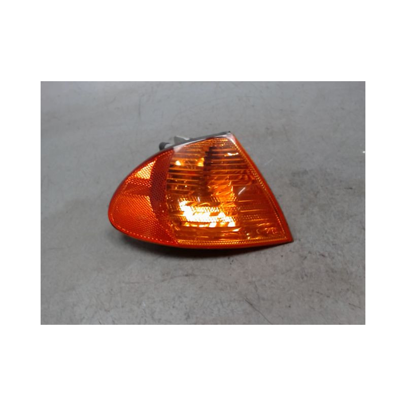 CLIGNOTANT DROIT B.M.W. SERIE 3