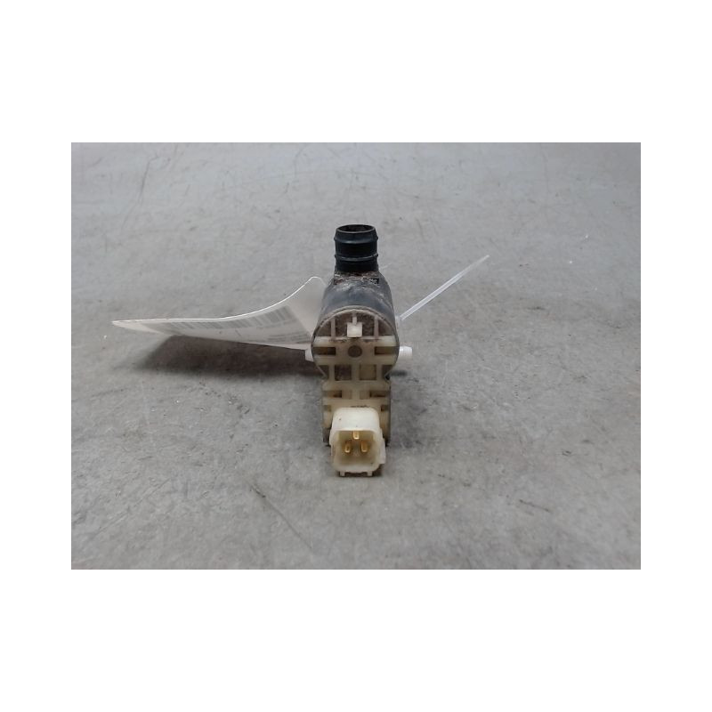 POMPE LAVE-GLACE AVANT KIA CEE-D