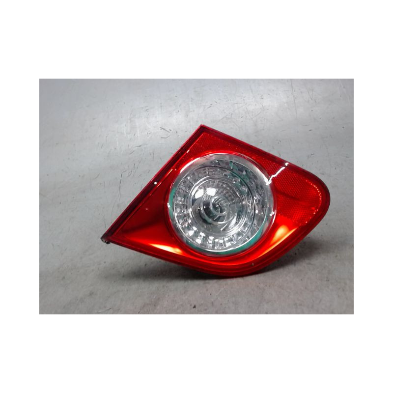 FEU ARRIERE INTERIEUR DROIT VOLKSWAGEN PASSAT 2005-