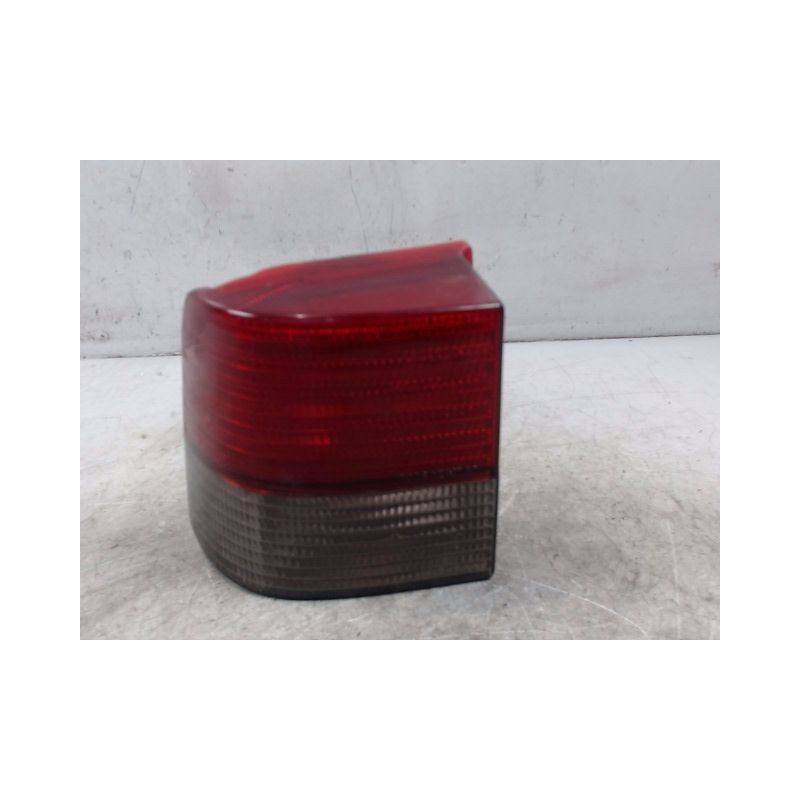 FEU ARRIERE GAUCHE  PEUGEOT 405 BREAK 92-96