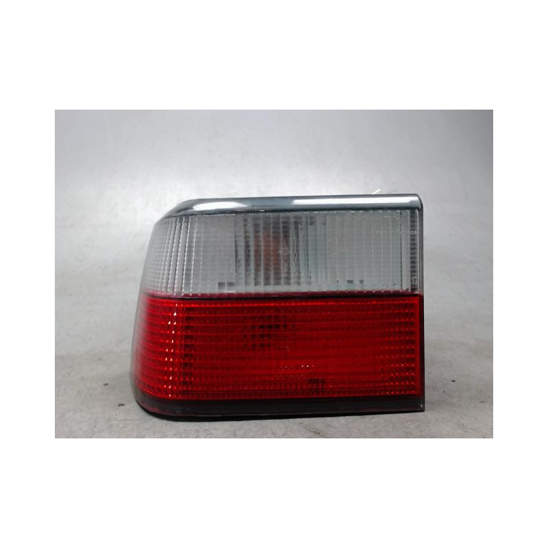 FEU ARRIERE GAUCHE  CITROEN XANTIA 97-2002