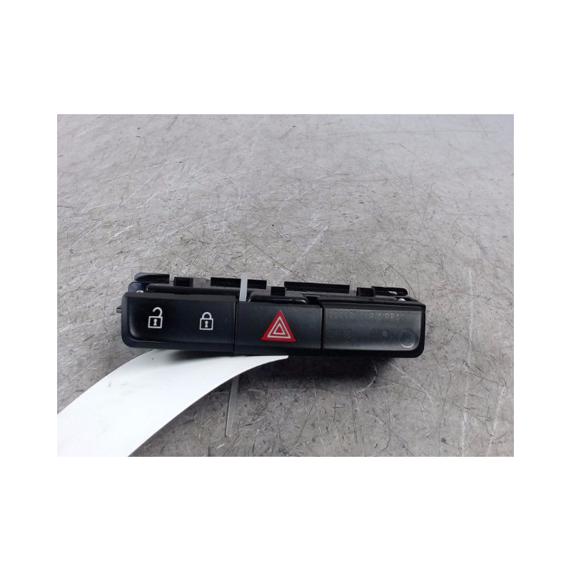 BOUTON DE WARNING OPEL ZAFIRA 2006-