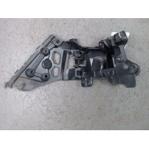 SUPPORT DROIT PARE-CHOC ARRIERE  RENAULT CLIO