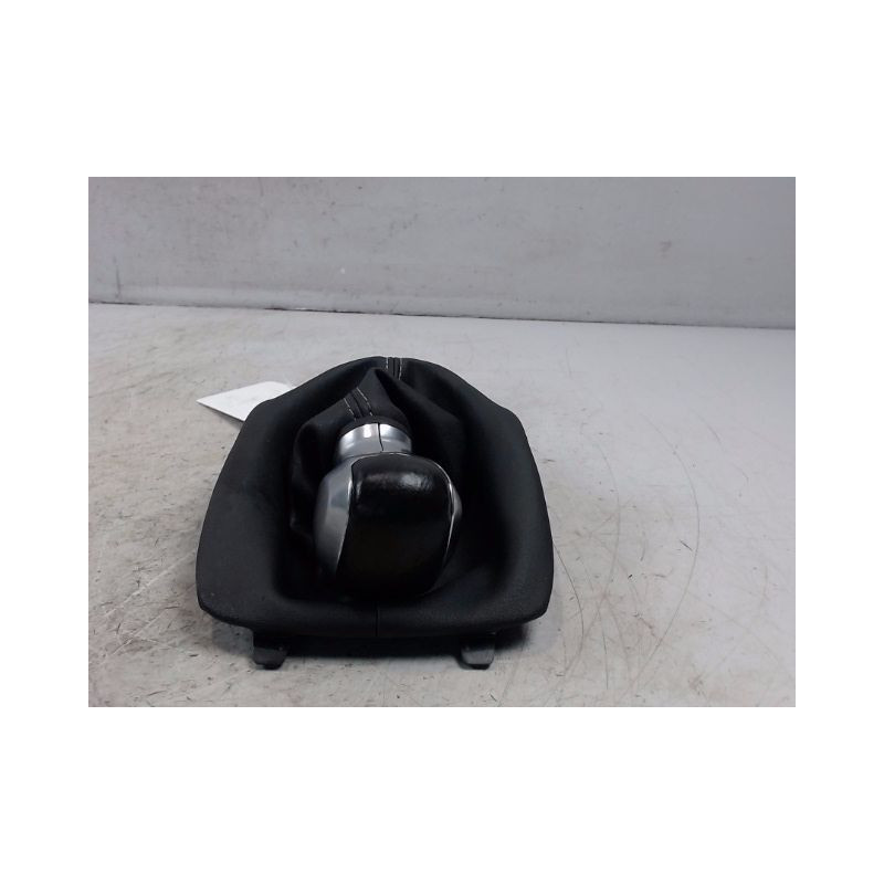POMMEAU LEVIER VITESSES PEUGEOT 2008 1.6 HDi