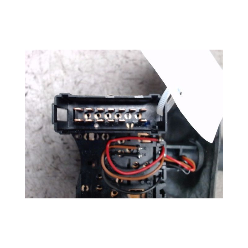 COMMANDE CLIGNOTANT DACIA LOGAN 4 P 05-08