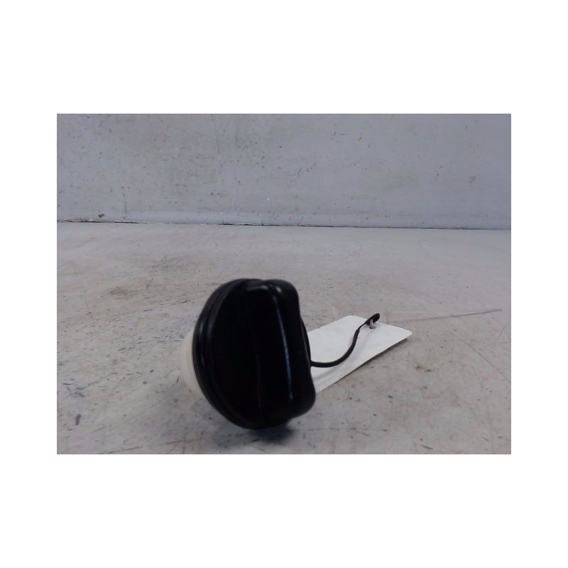 BOUCHON RESERVOIR A CARBURANT NISSAN MICRA 2009-