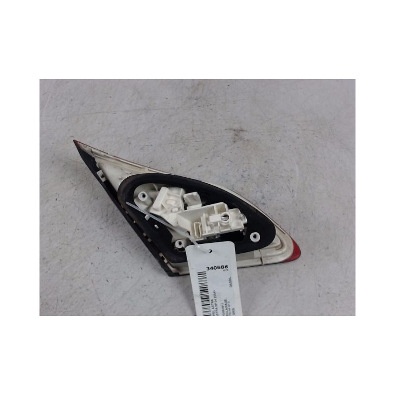 FEU ARRIERE INTERIEUR DROIT OPEL ASTRA 2004-
