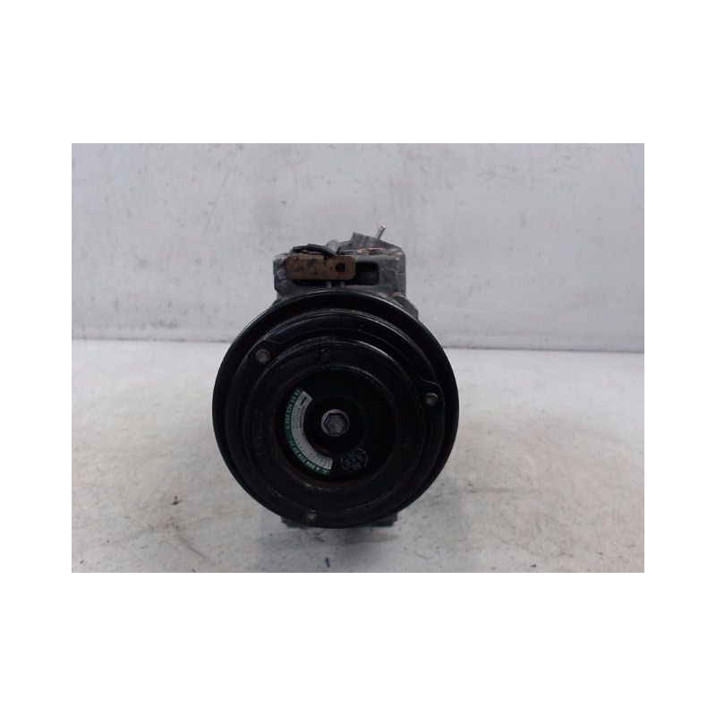 COMPRESSEUR AIR CONDITIONNE MERCEDES E200