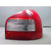 FEU ARRIERE DROIT AUDI A3 2000-2003