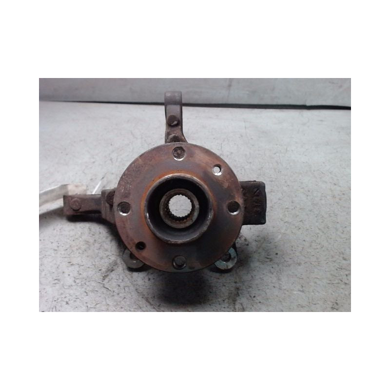 PIVOT AVANT GAUCHE NISSAN MICRA