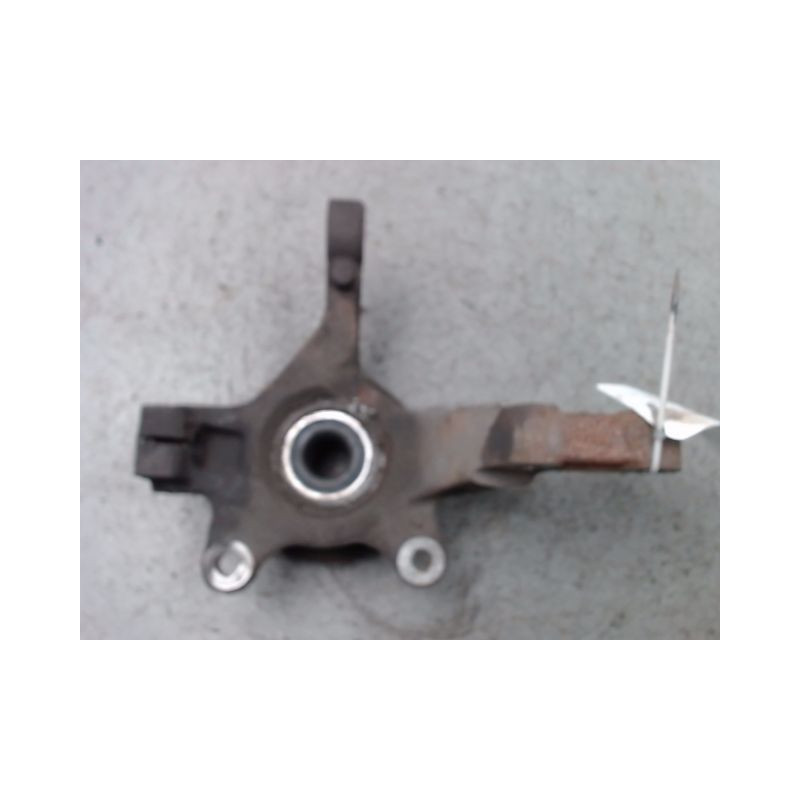 PIVOT AVANT GAUCHE NISSAN MICRA