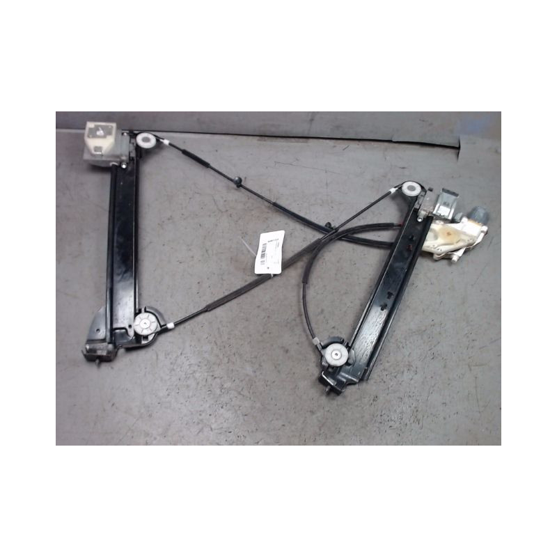 MECANISME+MOTEUR LEVE-GLACE AVANT DROIT NISSAN MICRA
