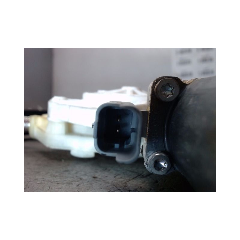 MECANISME+MOTEUR LEVE-GLACE AVANT DROIT NISSAN MICRA