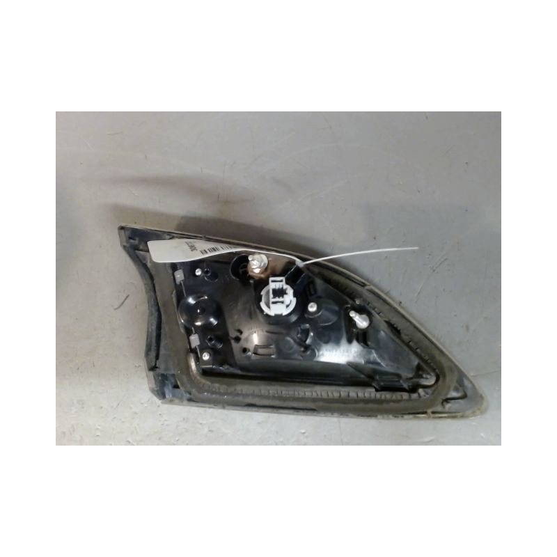 FEU ARRIERE INTERIEUR DROIT MAZDA MAZDA 3  5P