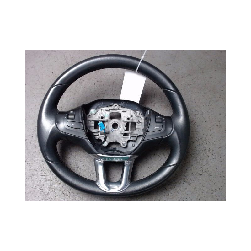 VOLANT DE DIRECTION PEUGEOT 2008