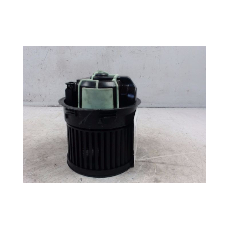 MOTEUR VENTILATEUR CHAUFFAGE PEUGEOT 308 2011-