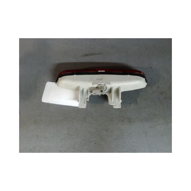 FEUX STOP SUPPLEMENTAIRE MAZDA MAZDA 3  5P