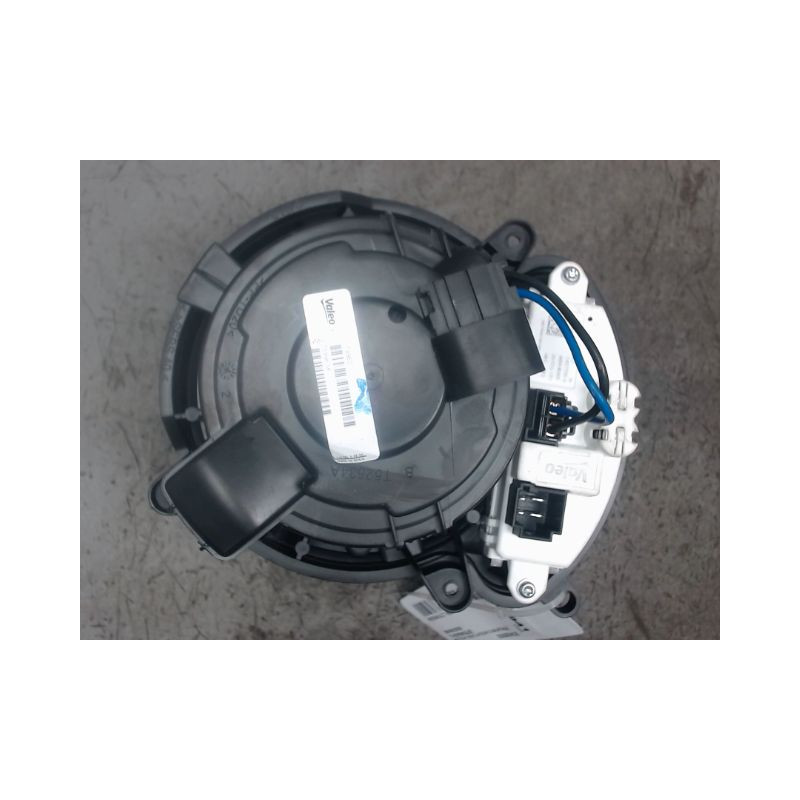 MOTEUR VENTILATEUR CHAUFFAGE RENAULT MEGANE