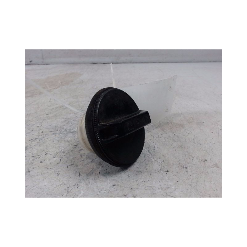 BOUCHON RESERVOIR A CARBURANT NISSAN MICRA 2005-2007