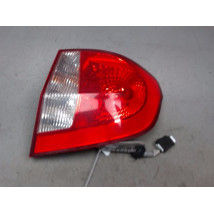 FEU ARRIERE DROIT HYUNDAI GETZ -05