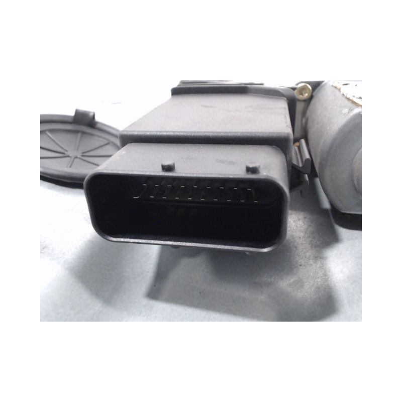 MECANISME+MOTEUR LEVE-GLACE AVANT DROIT VOLKSWAGEN GOLF IV 98-2004