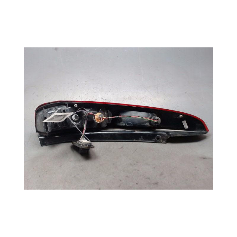 FEU ARRIERE DROIT FORD FIESTA 2005-