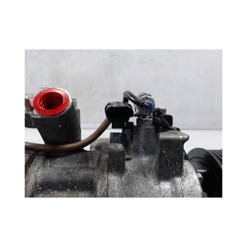 COMPRESSEUR AIR CONDITIONNE B.M.W. SERIE 1