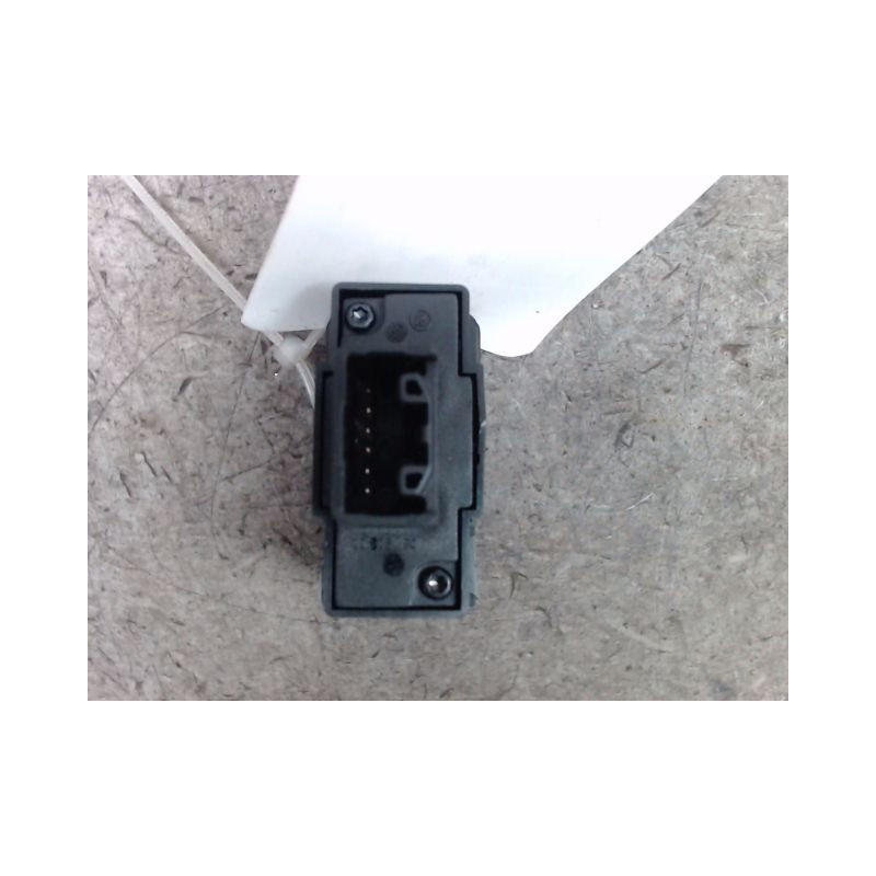 BOUTON DE WARNING OPEL AGILA