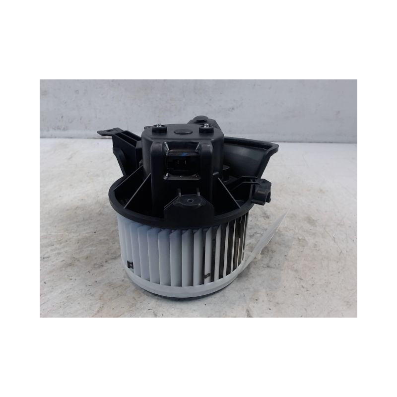 MOTEUR VENTILATEUR CHAUFFAGE FIAT FIORINO
