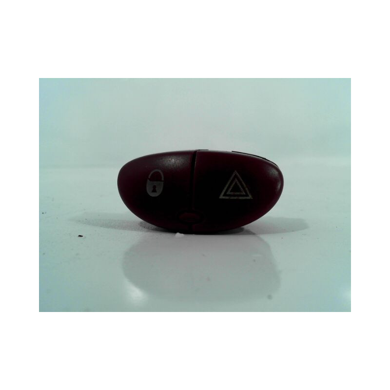 BOUTON DE WARNING PEUGEOT 206 5P