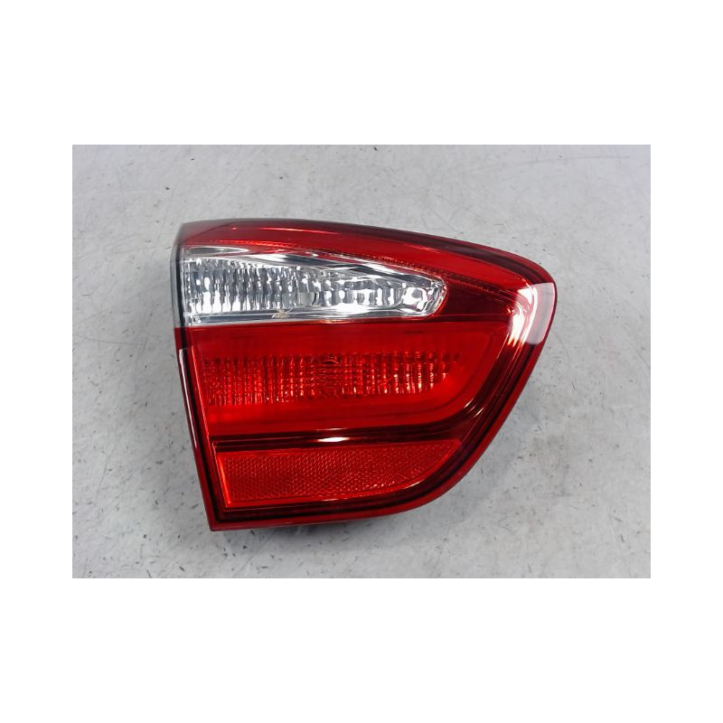 FEU ARRIERE INTERIEUR GAUCHE KIA RIO 2005-