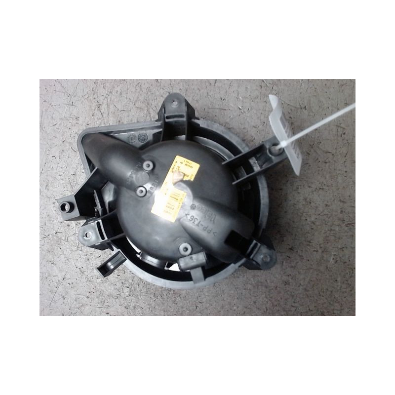 MOTEUR VENTILATEUR CHAUFFAGE FIAT PUNTO 2003-