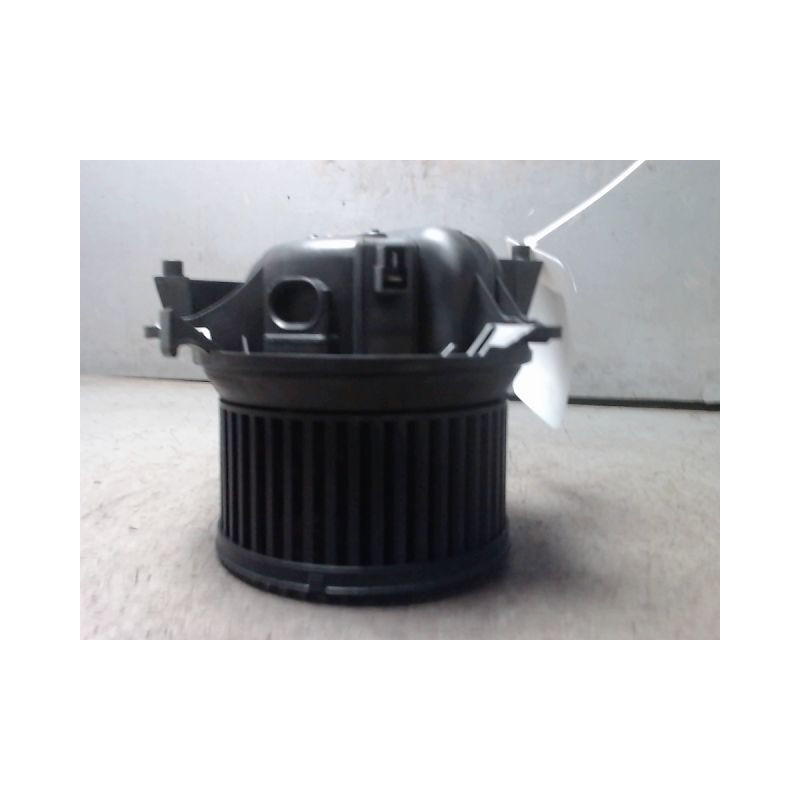 MOTEUR VENTILATEUR CHAUFFAGE FIAT PUNTO 2003-