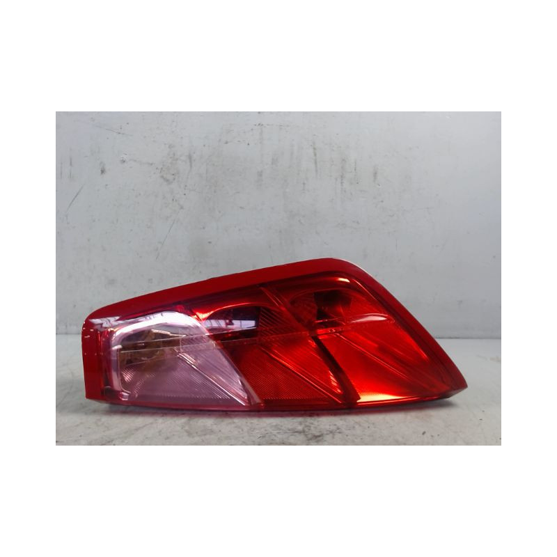 FEU ARRIERE DROIT FIAT GRANDE PUNTO 2005-