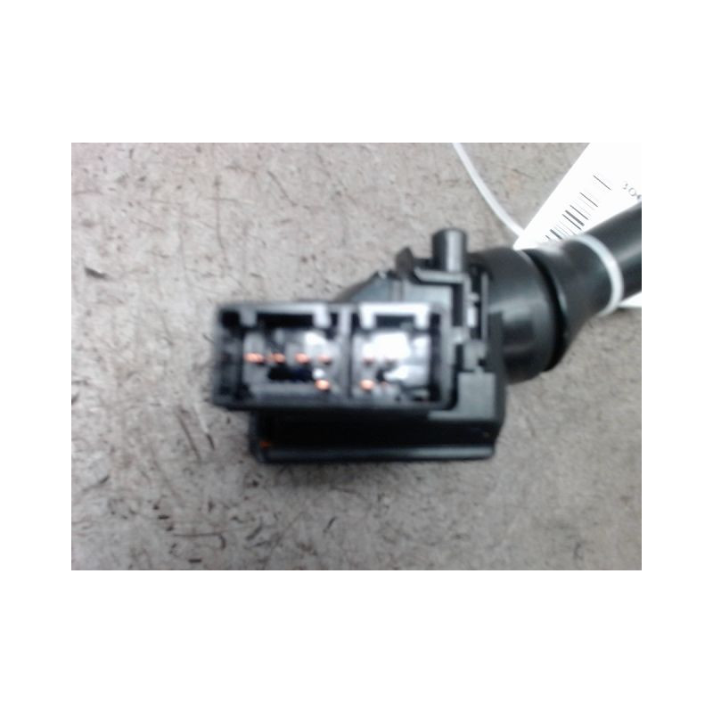 COMMANDE ESSUIE GLACE TOYOTA YARIS 2005-