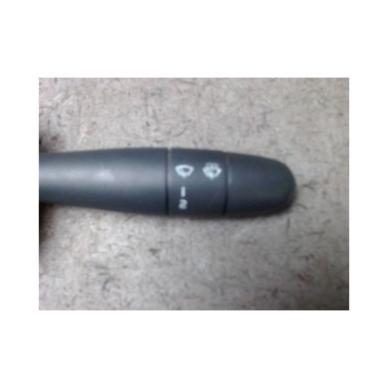 COMMANDE ESSUIE GLACE DACIA LOGAN 4 P 05-08