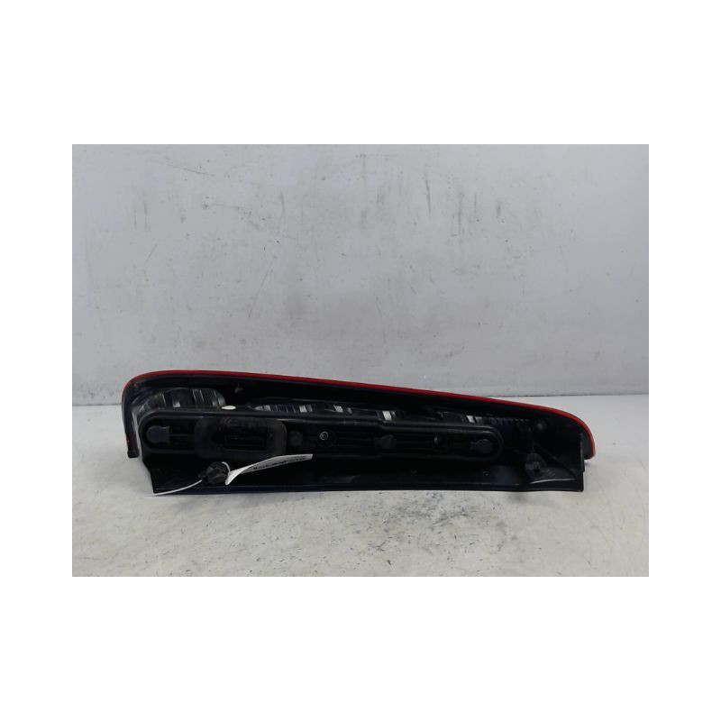 FEU ARRIERE DROIT FORD FOCUS
