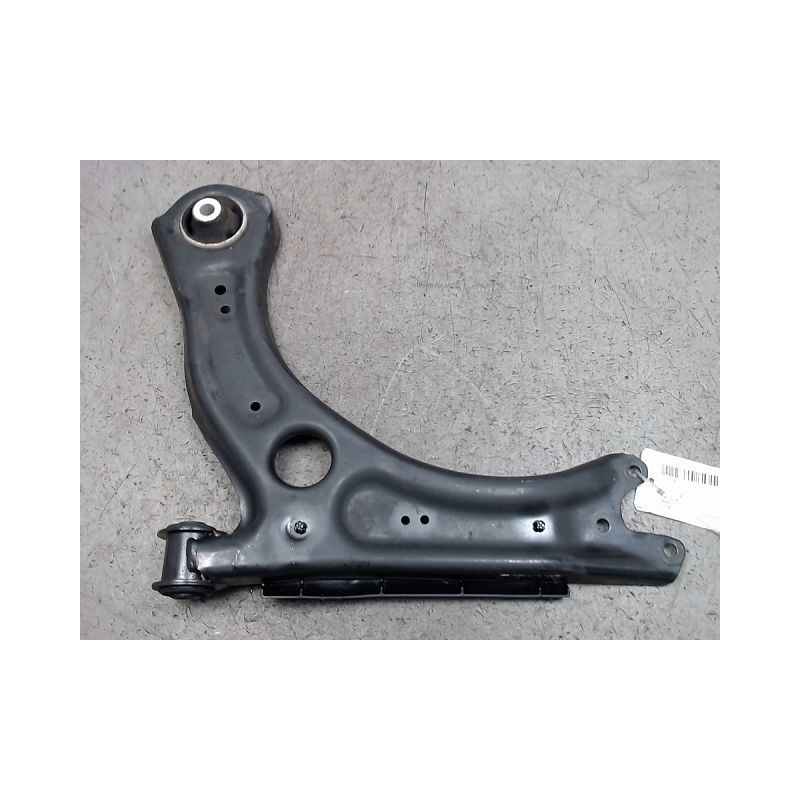 TRIANGLE INFERIEUR AVANT GAUCHE AUDI A1