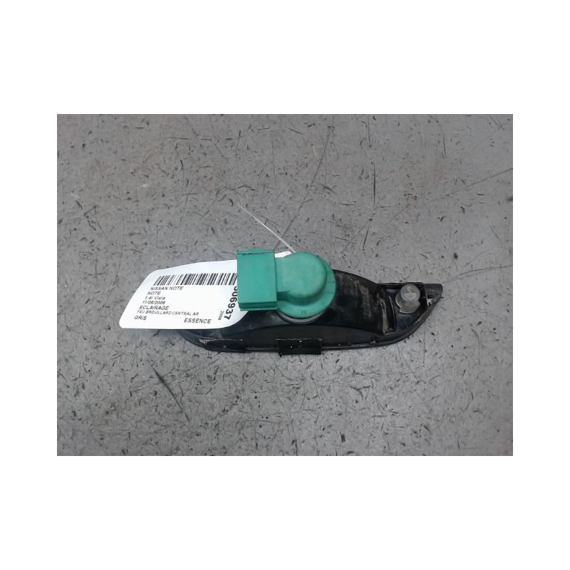 FEU BROUILLARD CENTRAL ARRIERE NISSAN NOTE