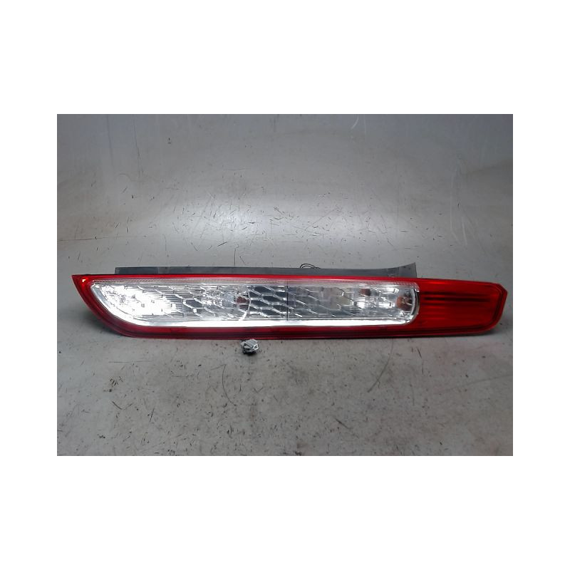FEU ARRIERE DROIT FORD FOCUS 2008-